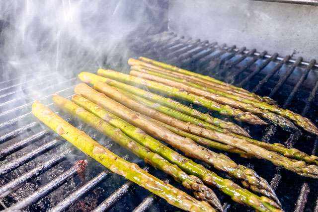 Smoked asparagas